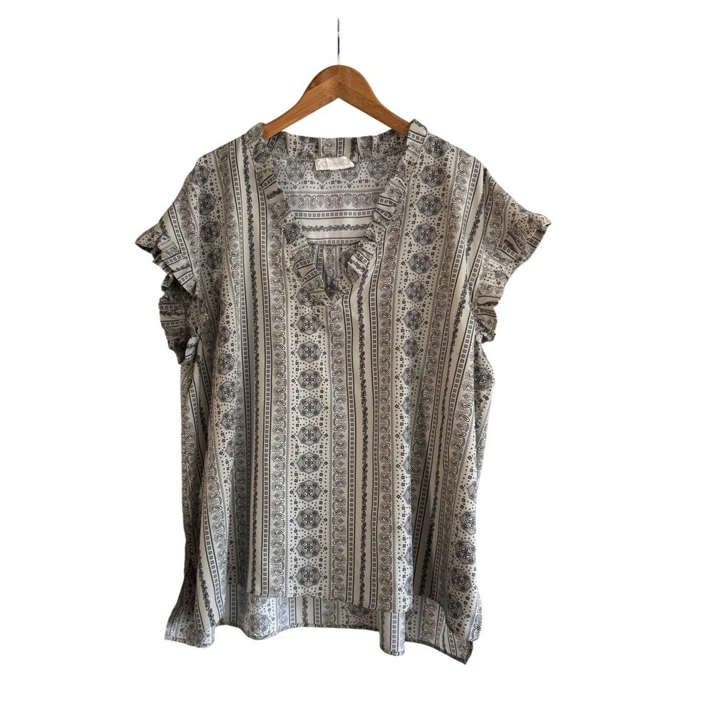 Weekend Suzanne Betro Paisley Bandana Print Ruffle V-Neck Blouse Tan Black XL